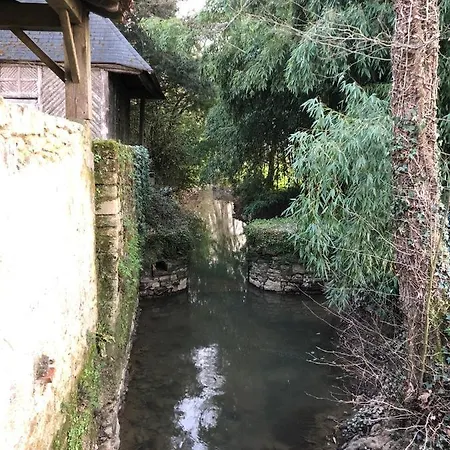 Chateau De La Mothe Bed and Breakfast Saint-Sulpice-en-Pareds