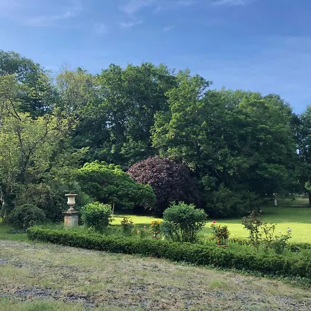 Chateau De La Mothe Bed & Breakfast