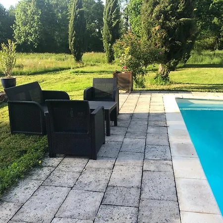 Chateau De La Mothe Bed & Breakfast