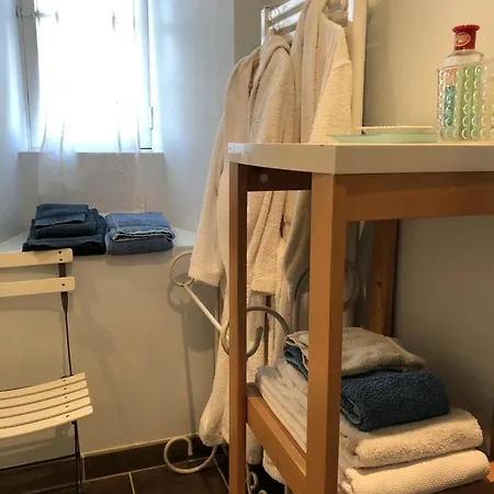 Chateau De La Mothe Bed & Breakfast 4*