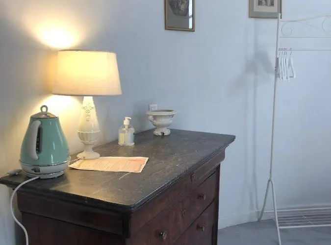 Chateau De La Mothe Bed & Breakfast Saint-Sulpice-en-Pareds