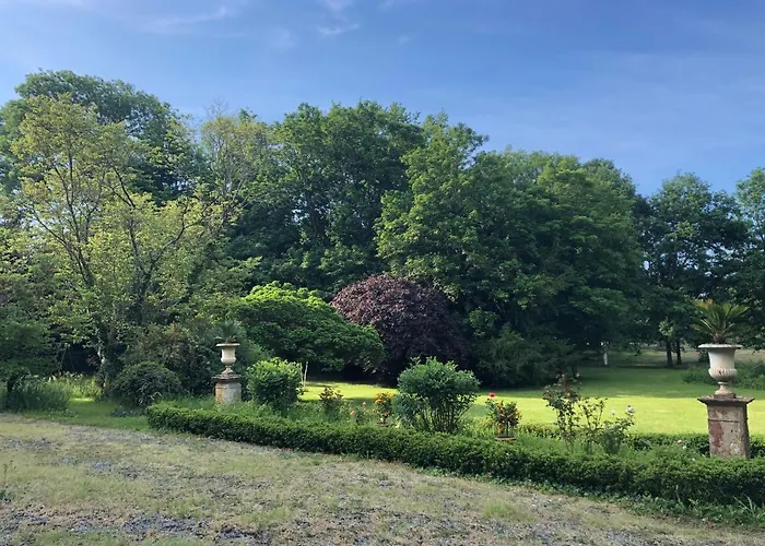 Chateau De La Mothe Bed & Breakfast