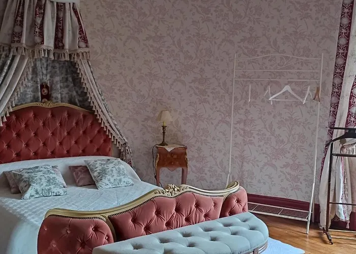 Bed & Breakfast Chateau De La Mothe